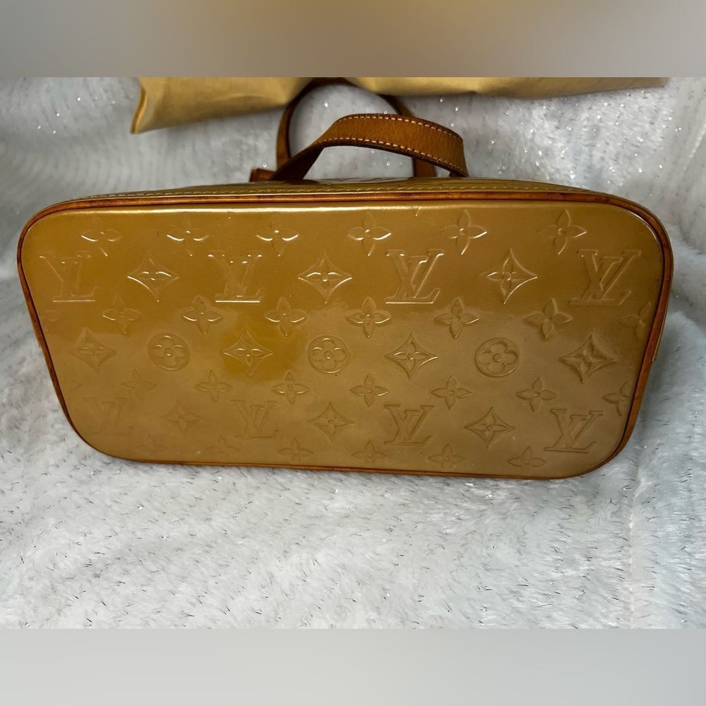 AUTH LOUIS VUITTON VERNIS BAG- tan/beige - Picture 7 of 15